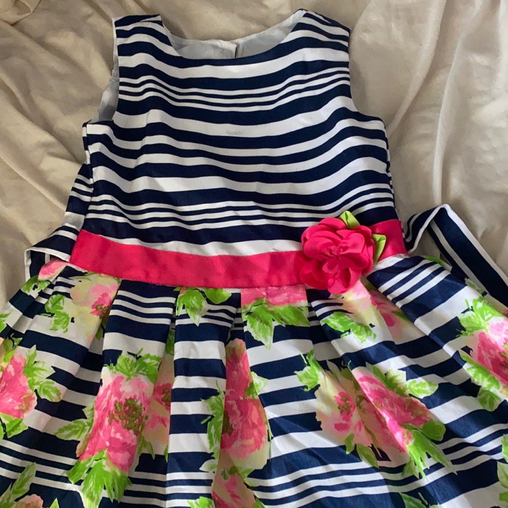 Jona Michelle floral dress, size 10 youth, buttons in the back